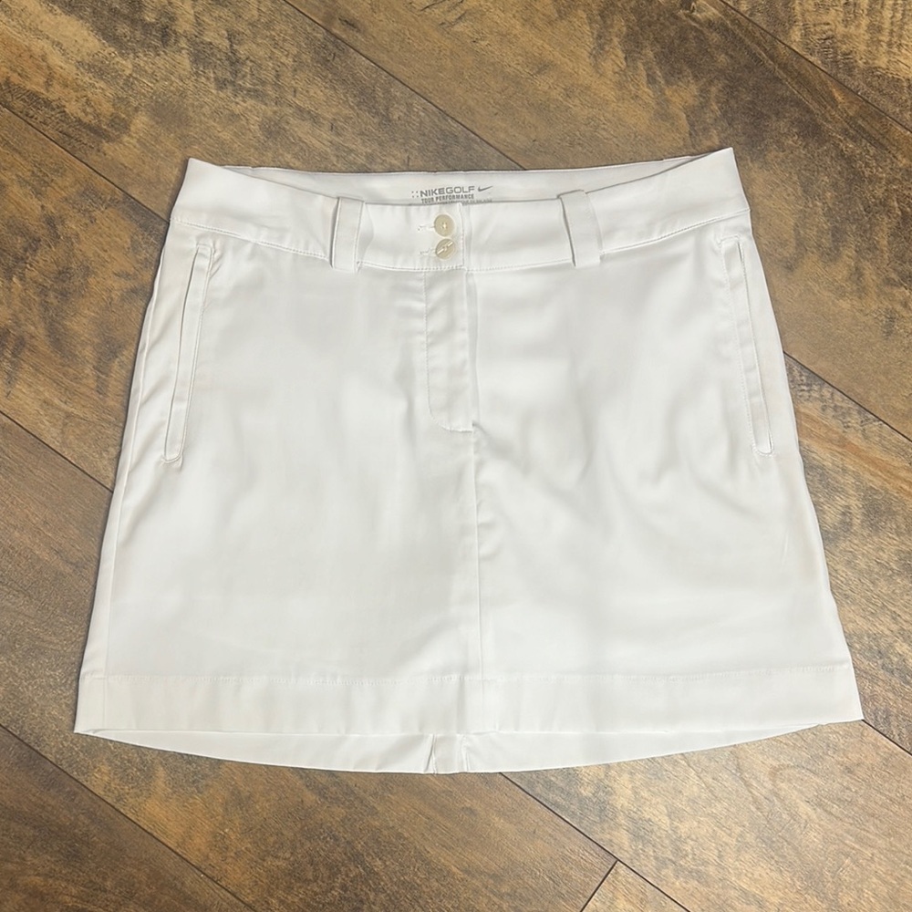 Nike Golf Tour Performance Dri-Fit White Skort, Size M, EUC